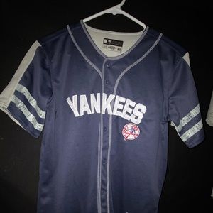 NY Yankee Jersey youth size L 10-12